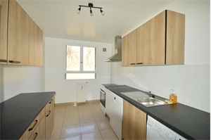 appartement à la location -   25700  VALENTIGNEY, surface 63 m2 location appartement - APR666620